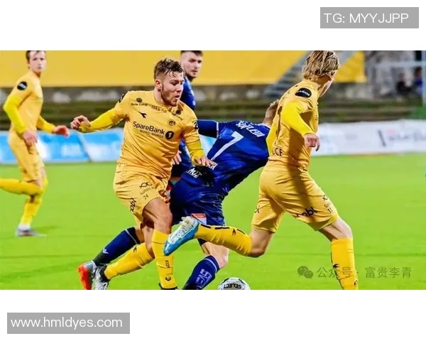 足球明星怒斥对手瞬间曝光引发热议场面震撼全场 足球明星怒斥对手瞬间曝光引发热议场面震撼全场